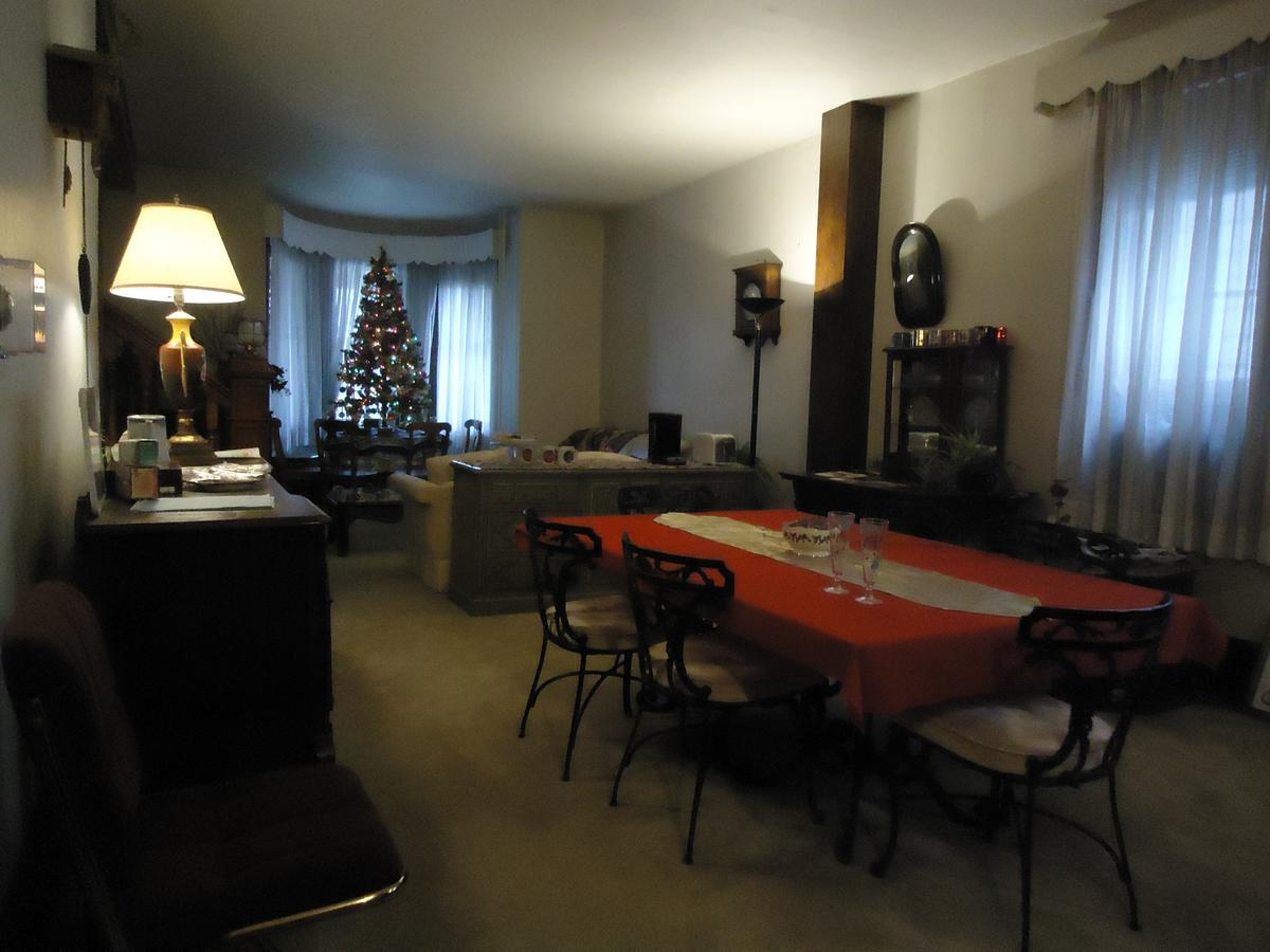 Fox Castle Bed & Breakfast Connellsville